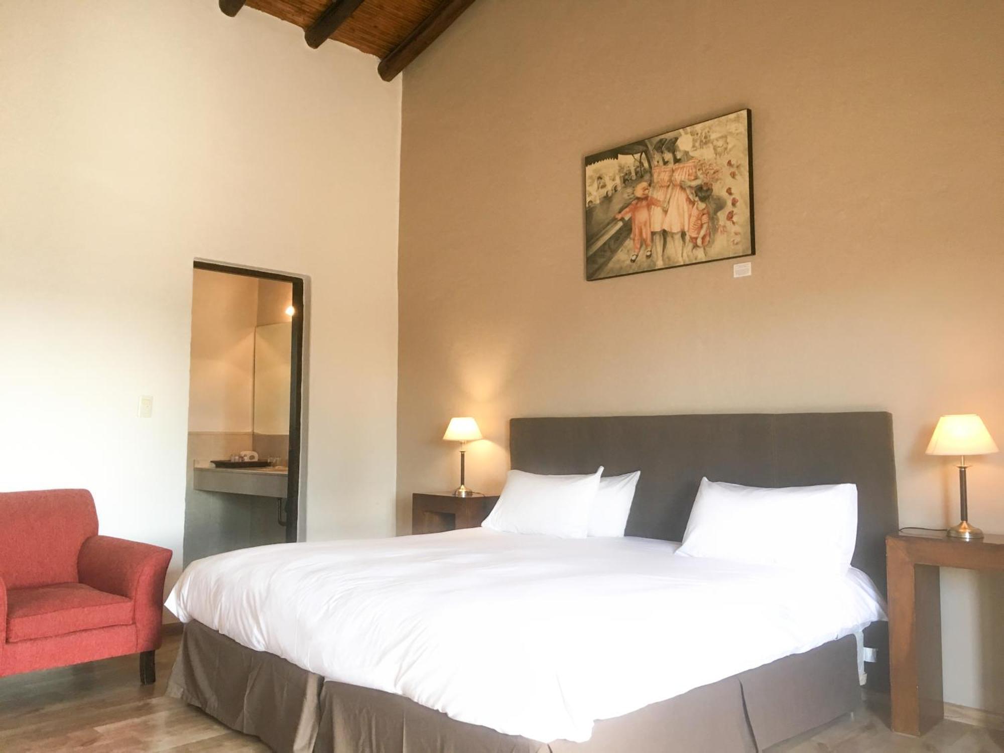 Postales Boutique Winery Hotel - Valle De Uco Colonia Las Rosas 객실 사진