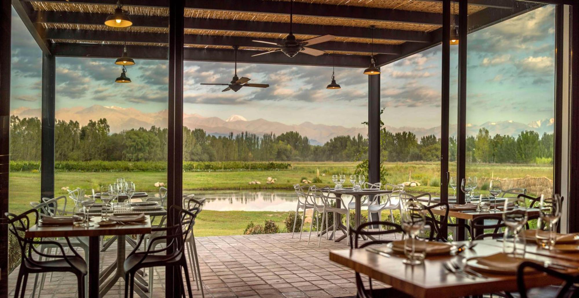 Postales Boutique Winery Hotel - Valle De Uco Colonia Las Rosas 외부 사진