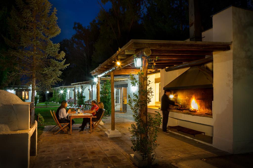 Postales Boutique Winery Hotel - Valle De Uco Colonia Las Rosas 외부 사진